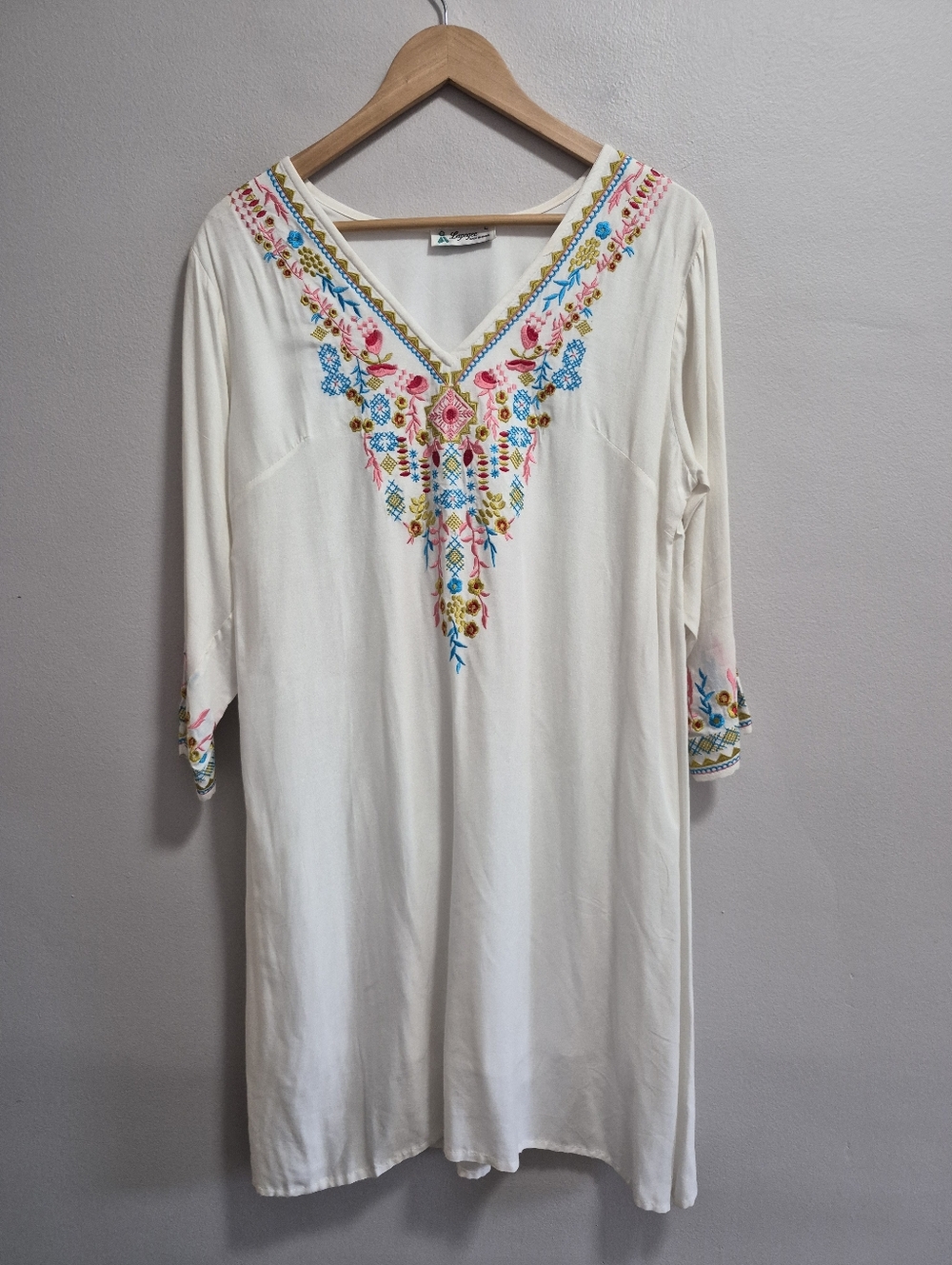 Lapogee Embroidered Colorful Tunic Shift Shift Dress Made in India Size Large